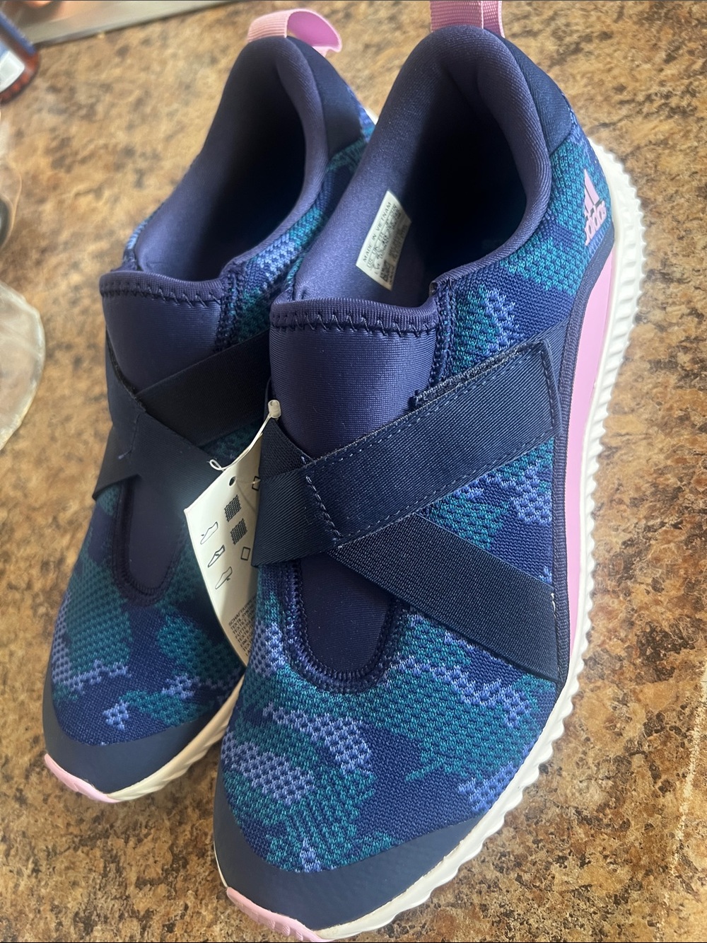 NWT Unisex Kids ADIDAS 'FortaRun X CF K' Blue/Green/Pink Camo Size 7
